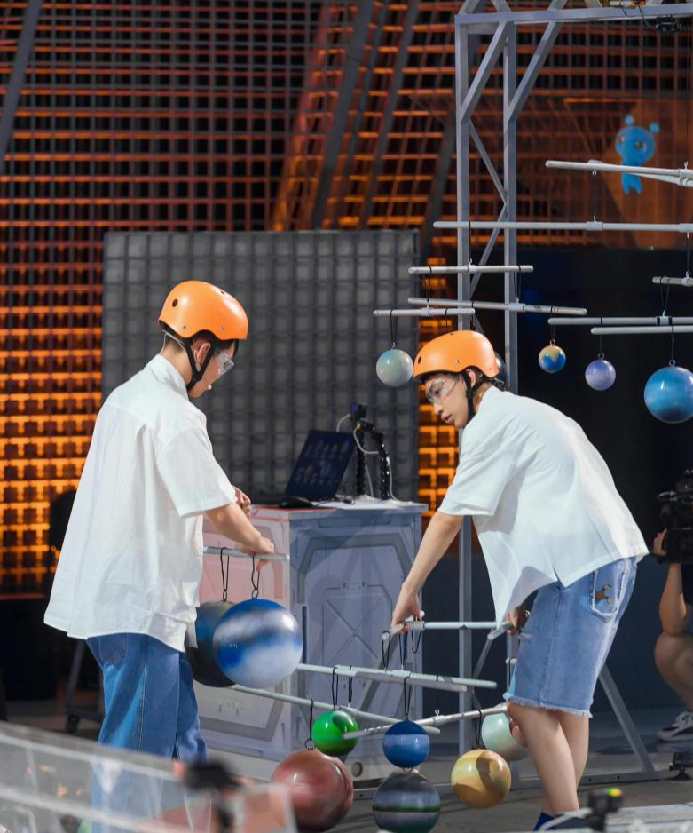 重庆八中《超脑少年团2》冠军！